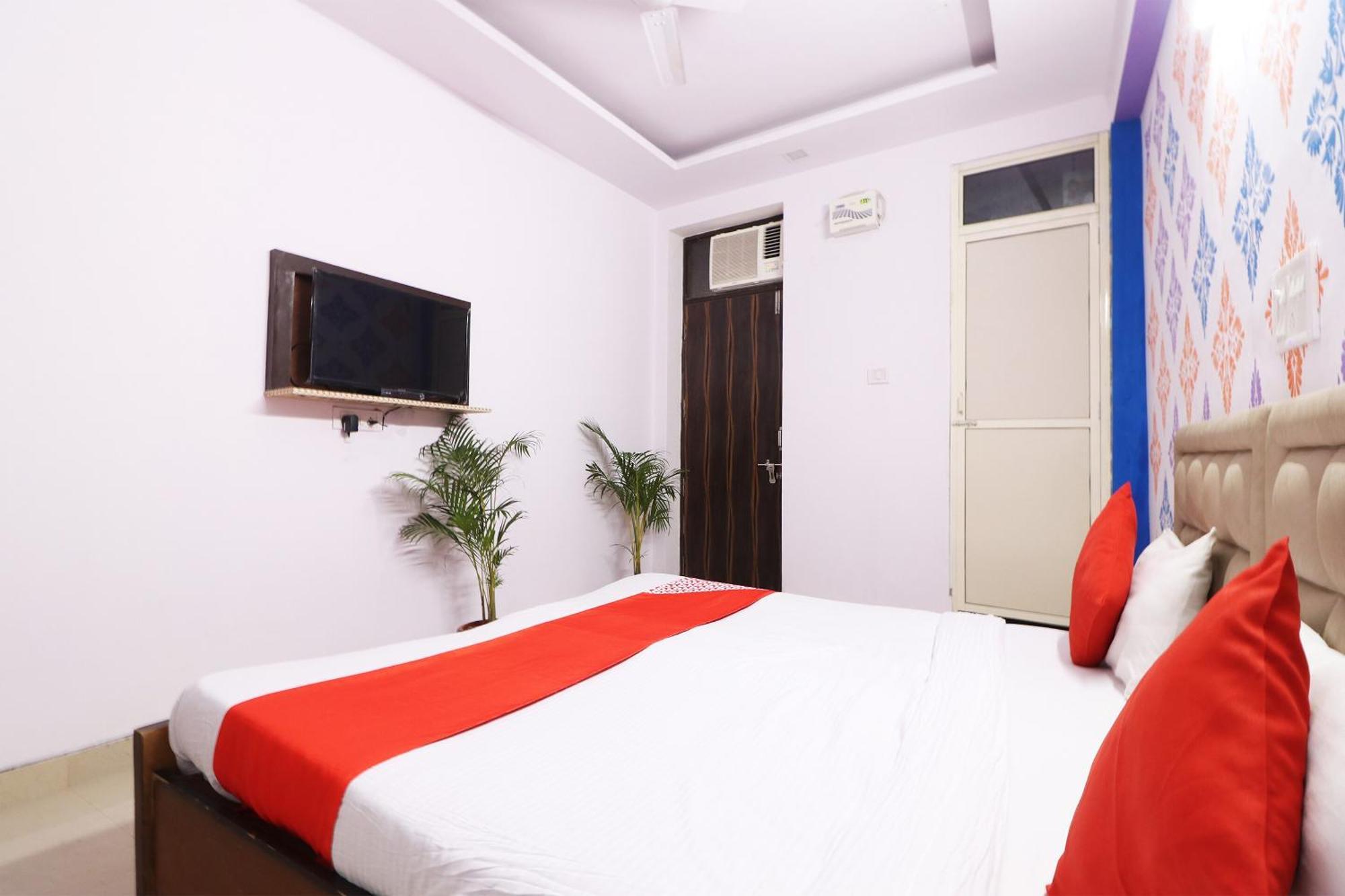 Hotel O Aaradhya Residency Ноида Екстериор снимка